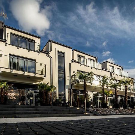 Poludnik Park Boutique Hotel Conference&Spa Stargard Szczeciński エクステリア 写真