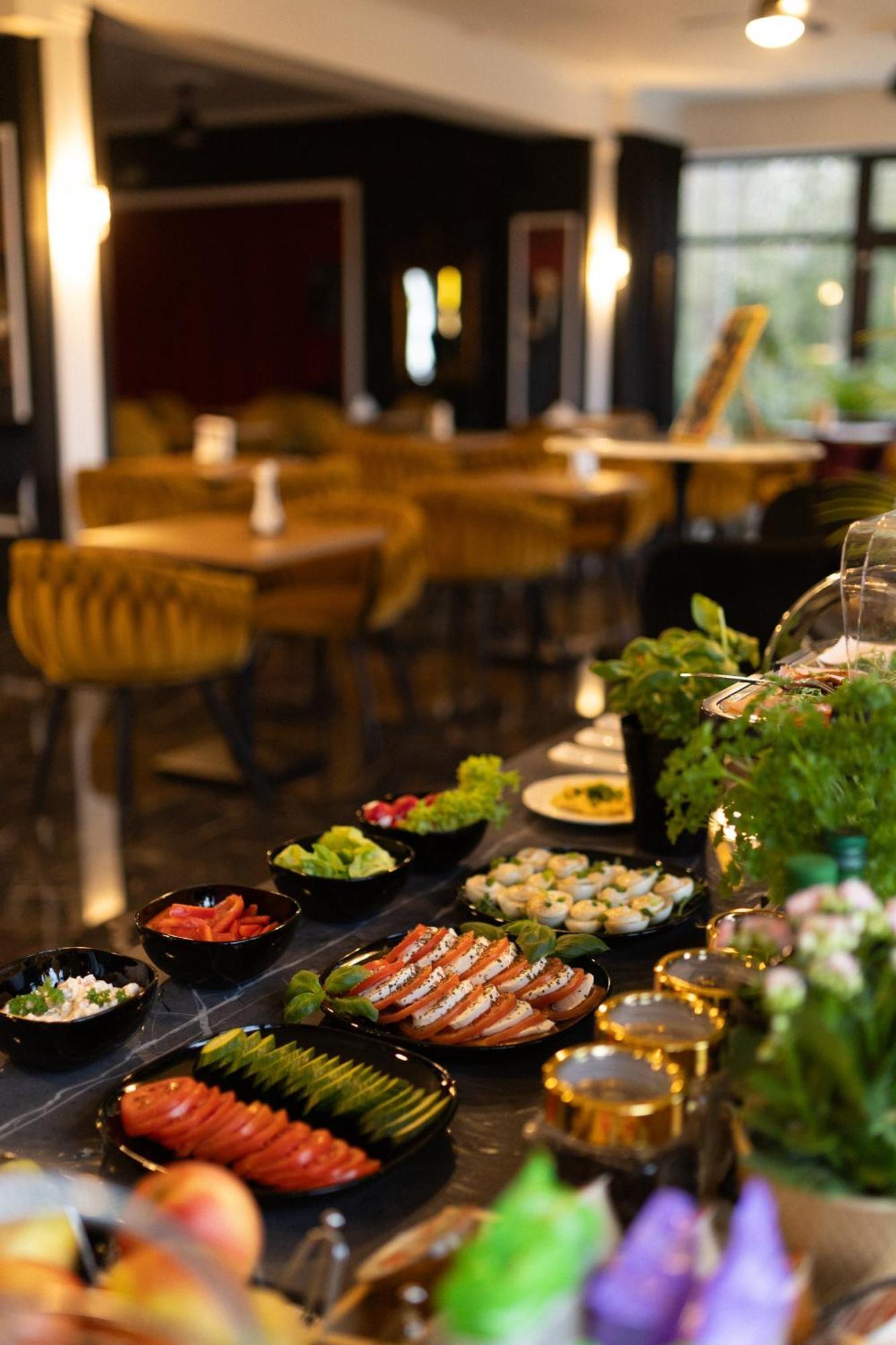 Poludnik Park Boutique Hotel Conference&Spa Stargard Szczeciński エクステリア 写真
